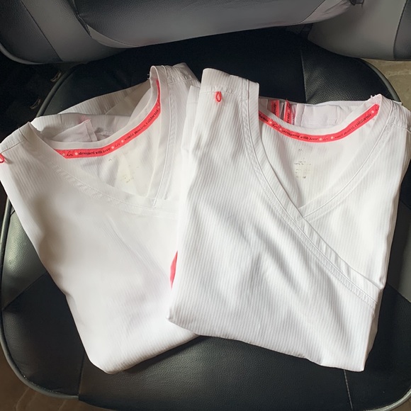 koi Tops - koi White V-Neck Scrub Tops with Pink Trim